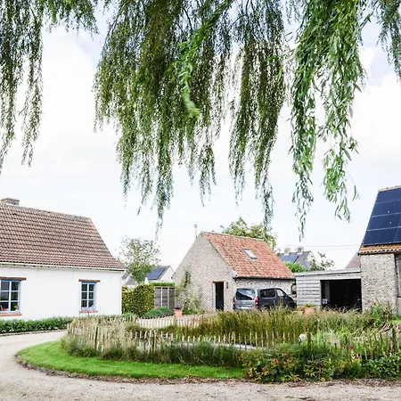Casa vacanze Feliz With Private Jacuzzi & Sauna Oostkamp